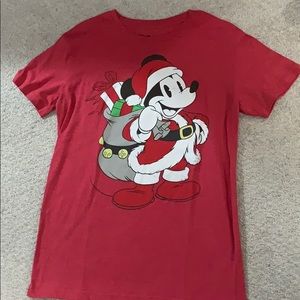 Red Medium Christmas Mickey Mouse Tee shirt
